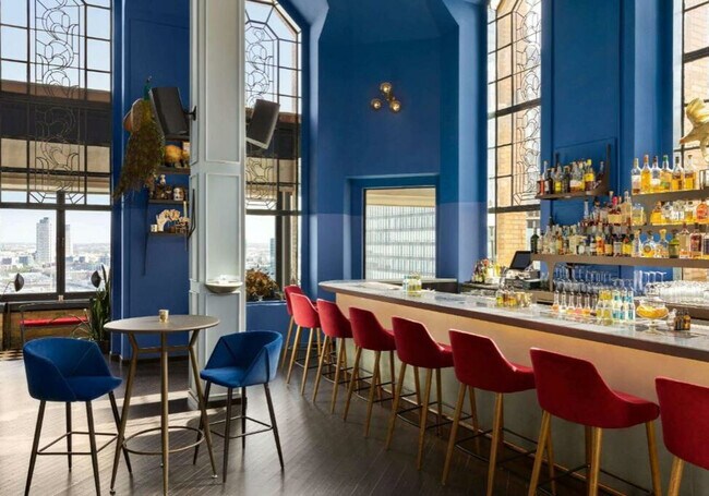 Building Photo - 411 E 50th St