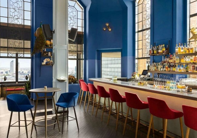 Building Photo - 437 E 49th St