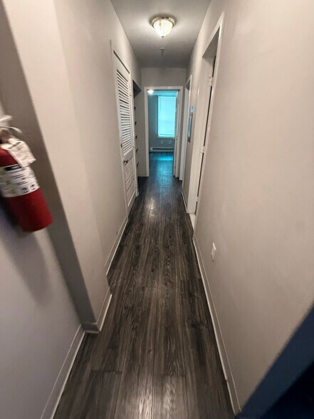 Building Photo - 39 N 10th St