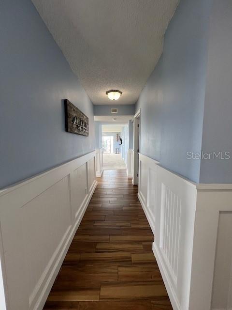 Building Photo - 650 Island Way