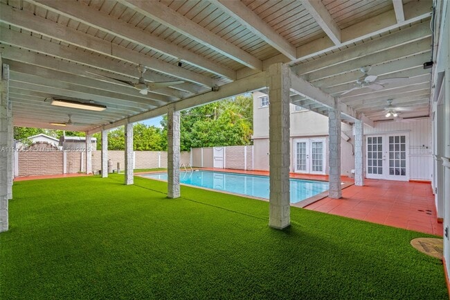 Building Photo - 1145 SW 74th Ct