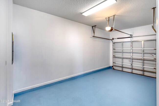 Building Photo - 637 Mount Olympus Blvd