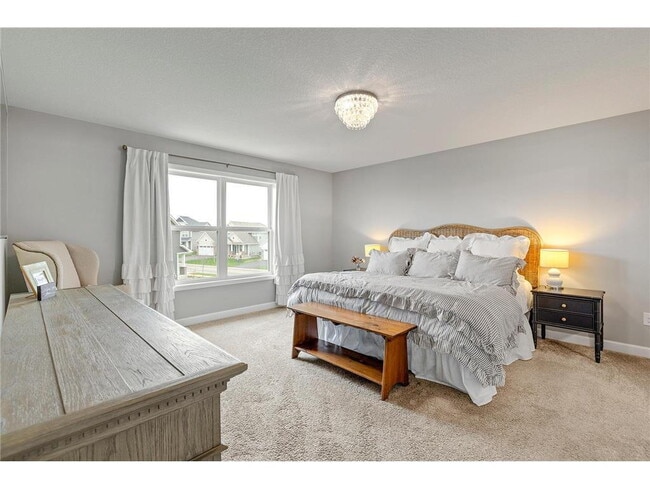 Building Photo - 4 Bed 3 Bath Dreamhouse in Eagan