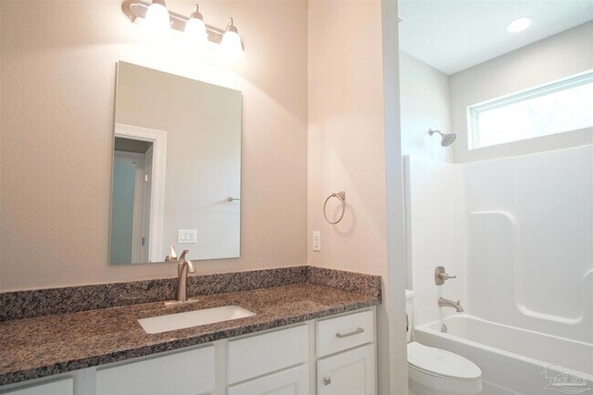 Building Photo - 3513 Southwind Dr