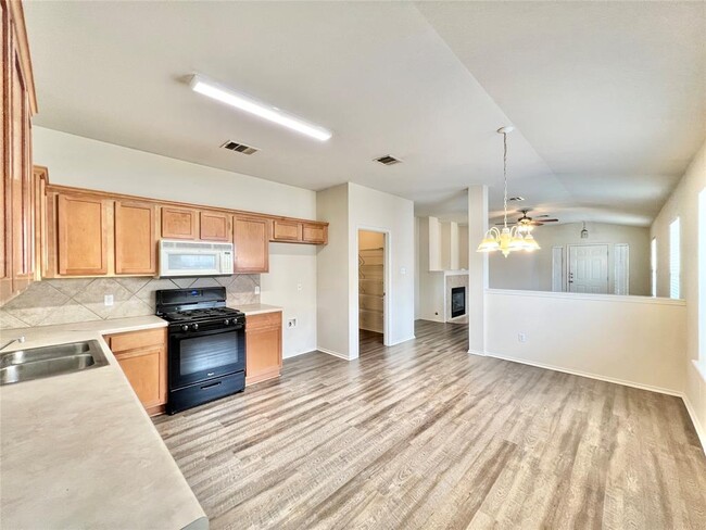 Primary Photo - 2221 Pearson Way