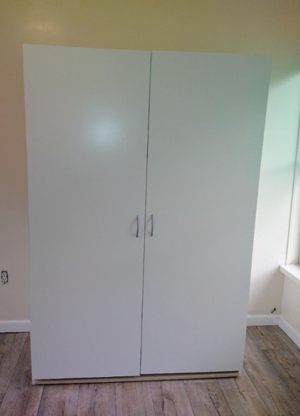 Building Photo - 3300 St Johns Ave