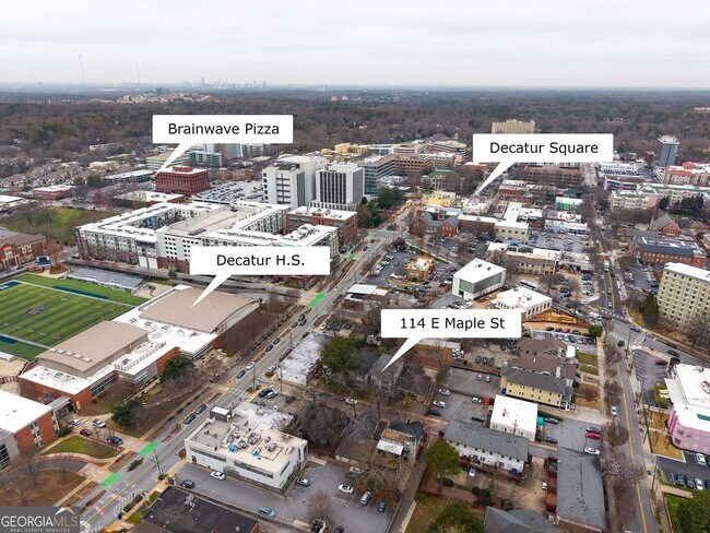 Building Photo - 114 E Maple St