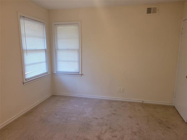 Building Photo - 2953 Primrose Ln