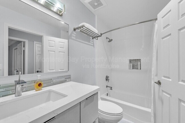 Building Photo - 76 Ocean Pines Ln