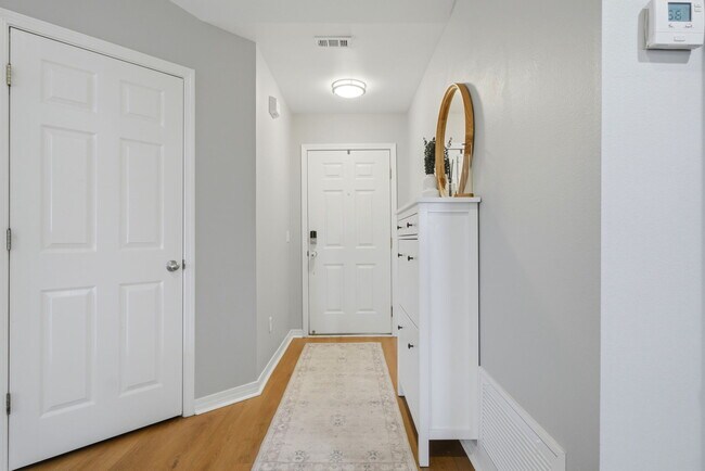 Building Photo - 1222 Bartram Ln