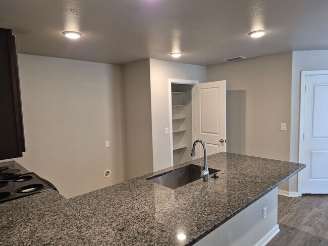 Building Photo - Bell Farms - 14412