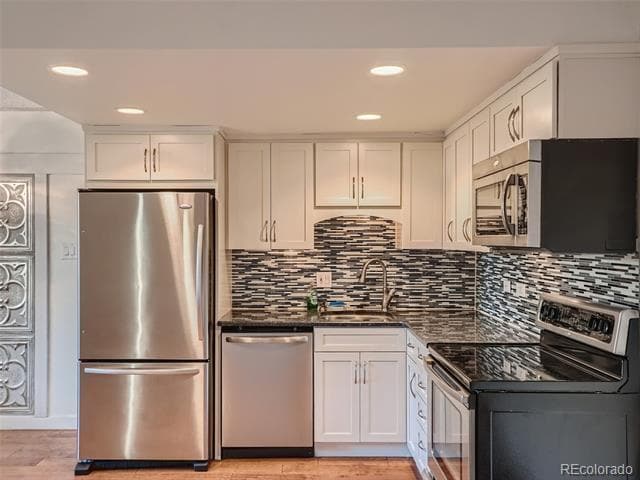 Building Photo - 701 E Bayaud Ave