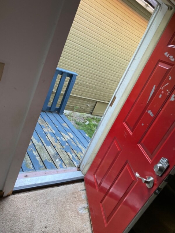 Building Photo - 60 Rogge St
