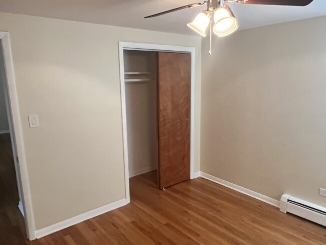 Building Photo - 3144 Ridgeland Ave