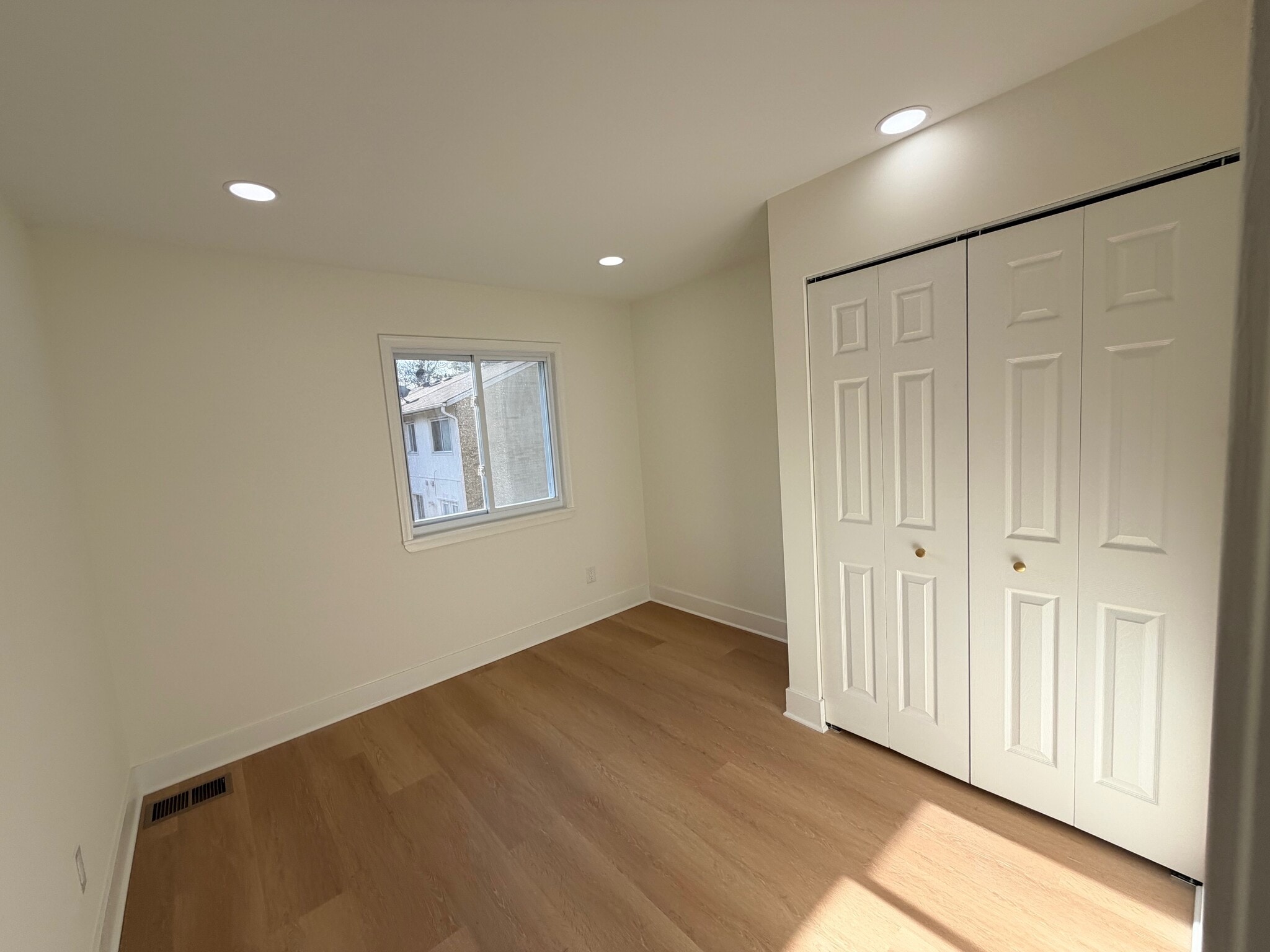 Building Photo - 9650 Marston Ln