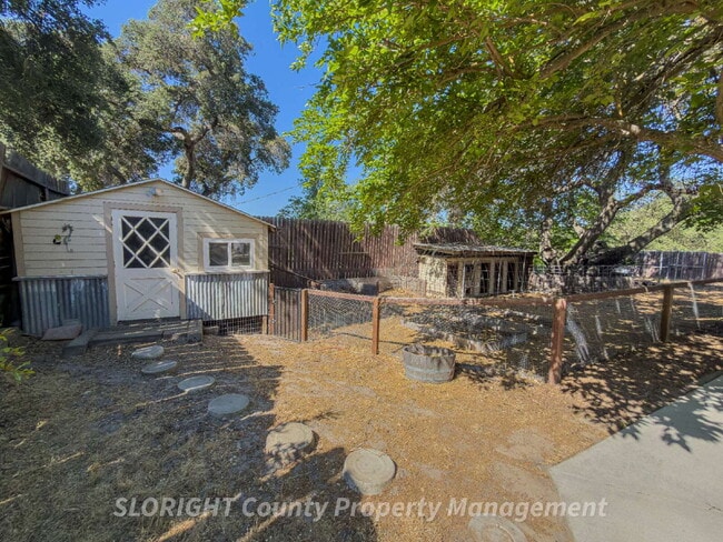 Building Photo - AVAILABLE MAY - Atascadero Home with Backyard Oasis + Bonus Office