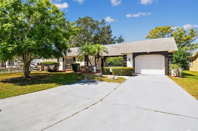 Building Photo - 3513 Landale Dr