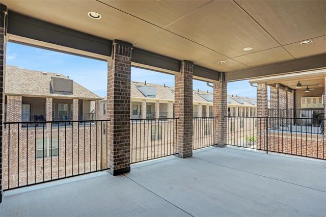 Building Photo - 4206 Shavano Dr