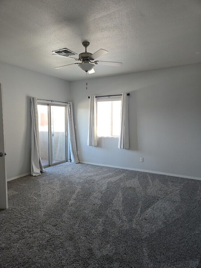 Building Photo - 1616 Volponi Dr SE
