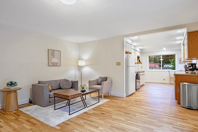 Building Photo - 11641 204th Ave NE