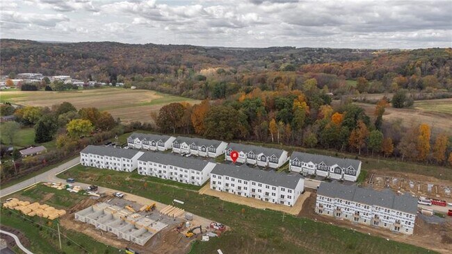 Building Photo - 126 Scotland Ln