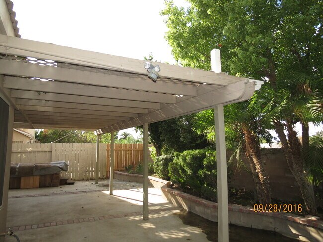 Building Photo - Beautiful Oasis-High Ceiling- Tile and Car...
