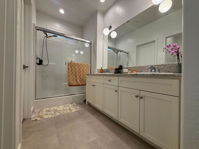 Building Photo - Live in Luxury at Riverstone – 3BR/2BA wit...