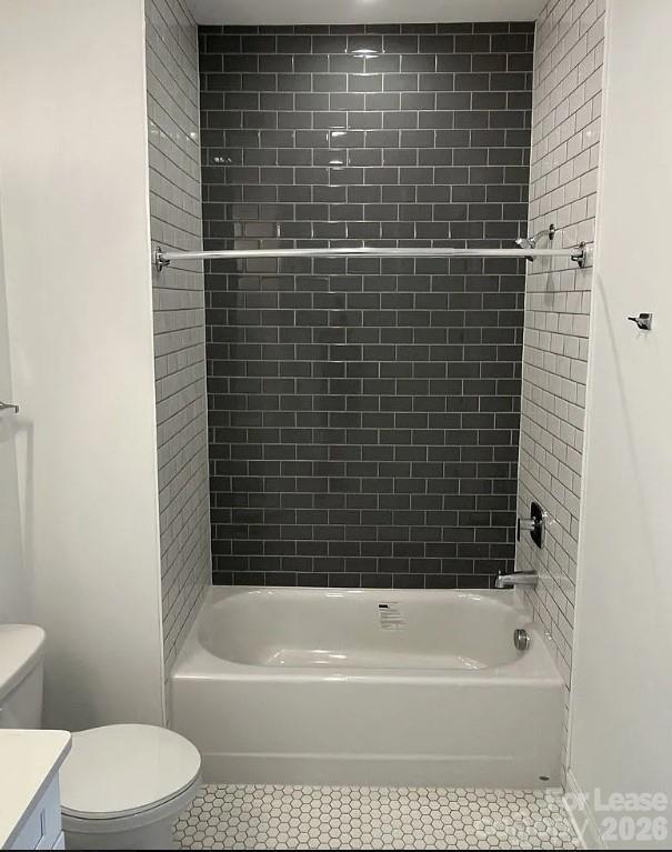 Building Photo - 19546 Greentree Way