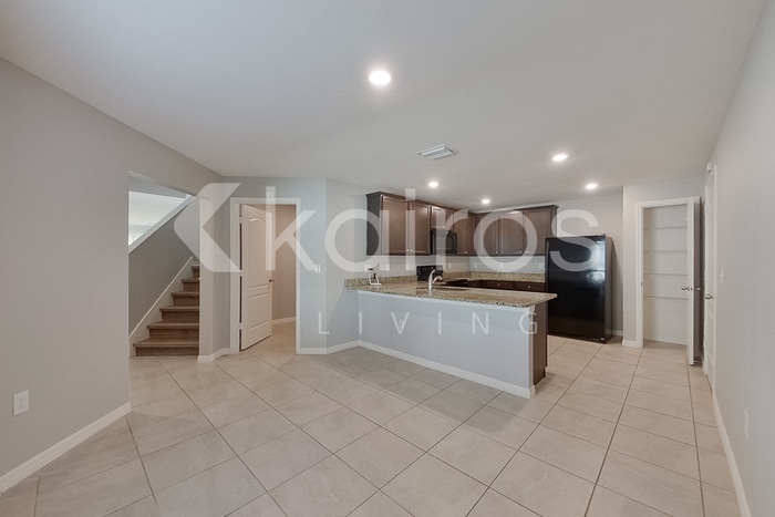 Building Photo - 8460 Indian Laurel Ln