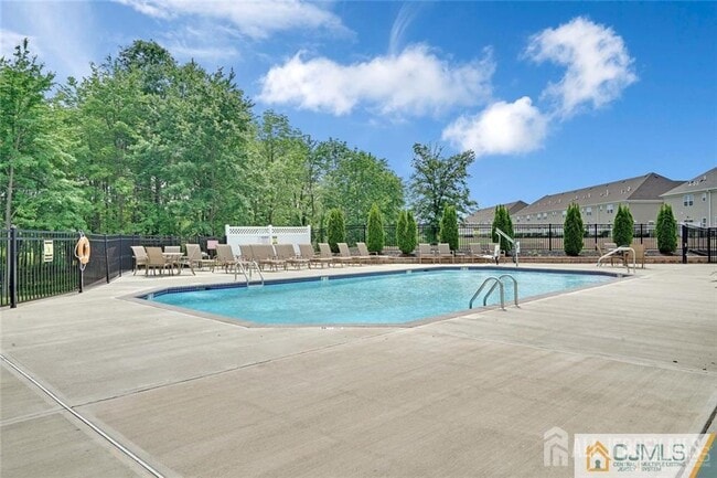 Building Photo - 446 Micali Way
