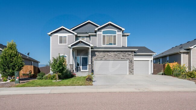 Primary Photo - Stunning Two-Story in Desirable Lorson Ranch