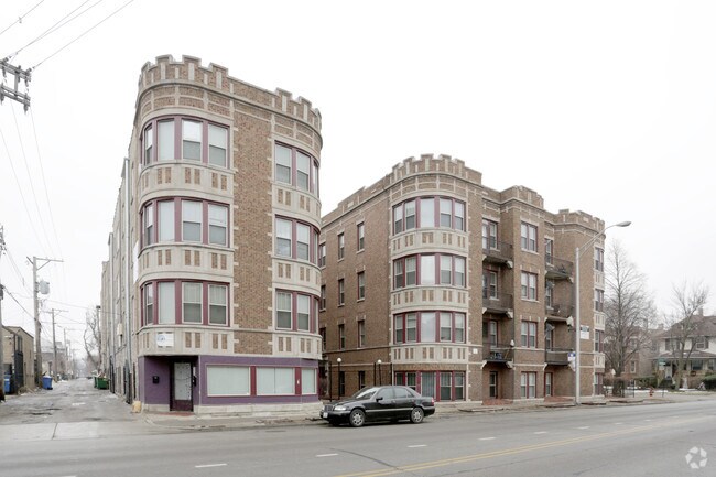 Primary Photo - 5952 W Superior