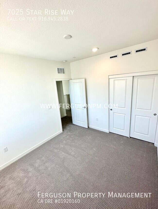 Building Photo - 7025 Star Rise Wy