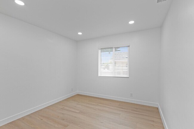 Building Photo - 4722 68th St