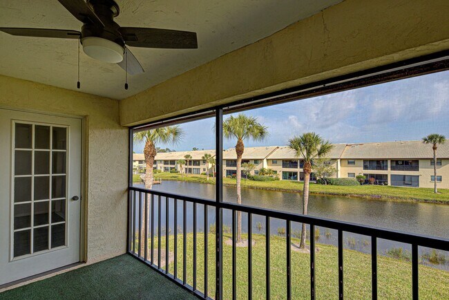 Building Photo - 2BD/2BA Mission Lakes Condo