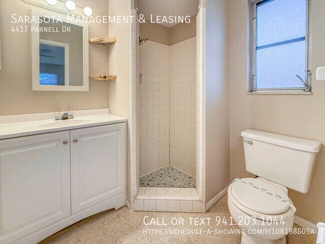 Building Photo - 4417 Parnell Dr