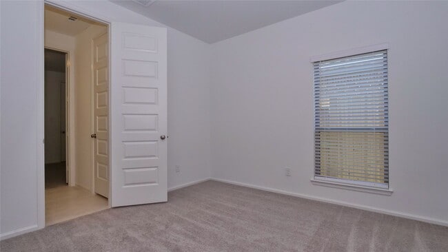 Building Photo - 5311 Birch Shadow Dr