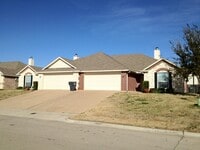 Building Photo - 301a