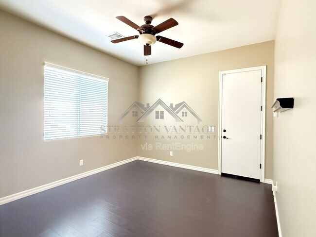 Building Photo - 4032 S Pleasant Pl