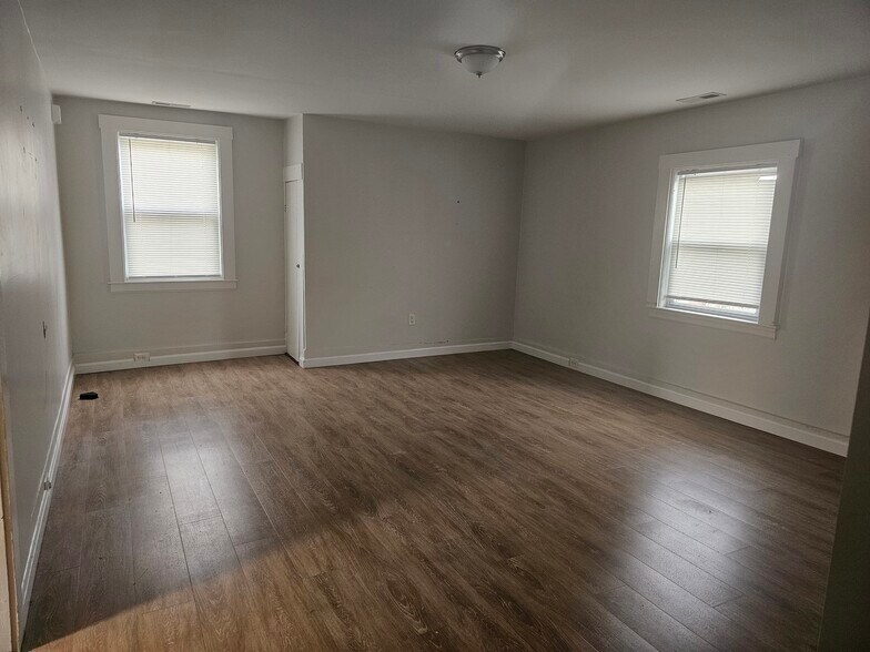 Building Photo - 3 Brookline St