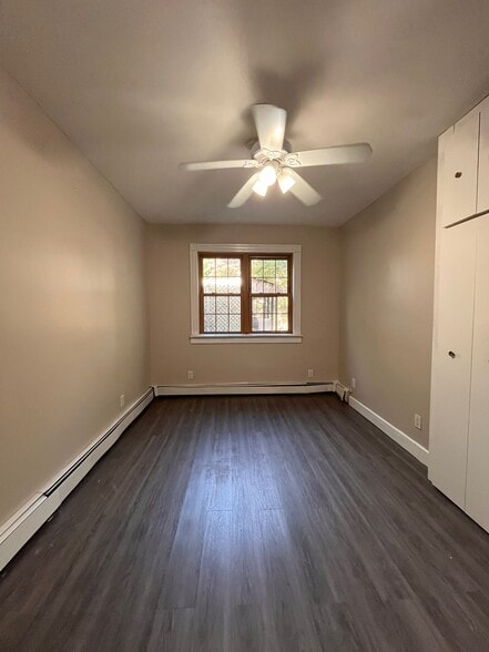 Building Photo - 79 E 25th St