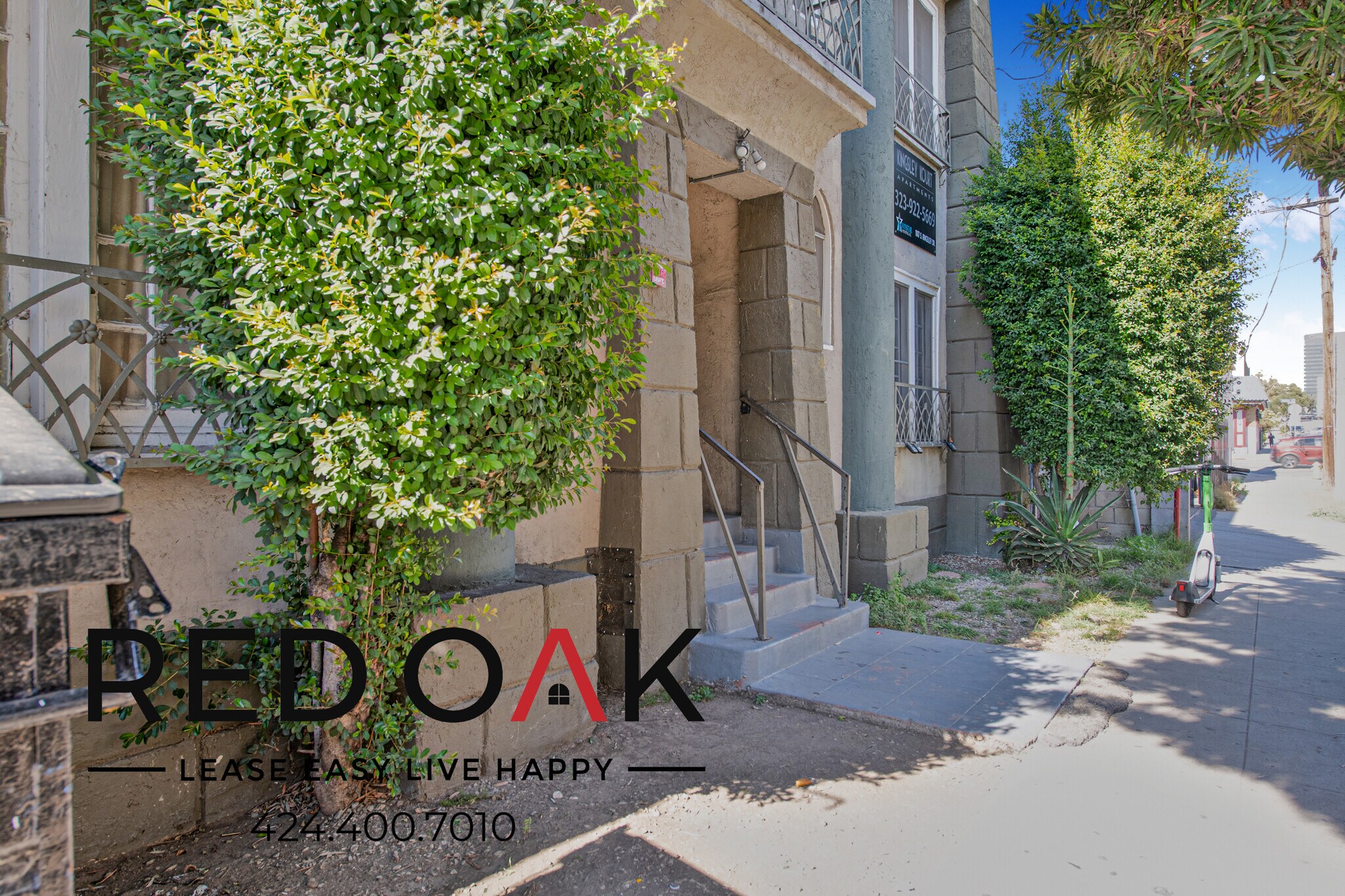 Building Photo - 1017 S Kingsley Dr