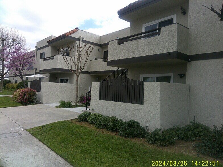 Building Photo - 19550 E Cienega Ave