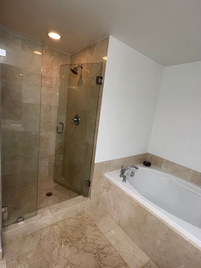 Building Photo - 350 N Federal Hwy