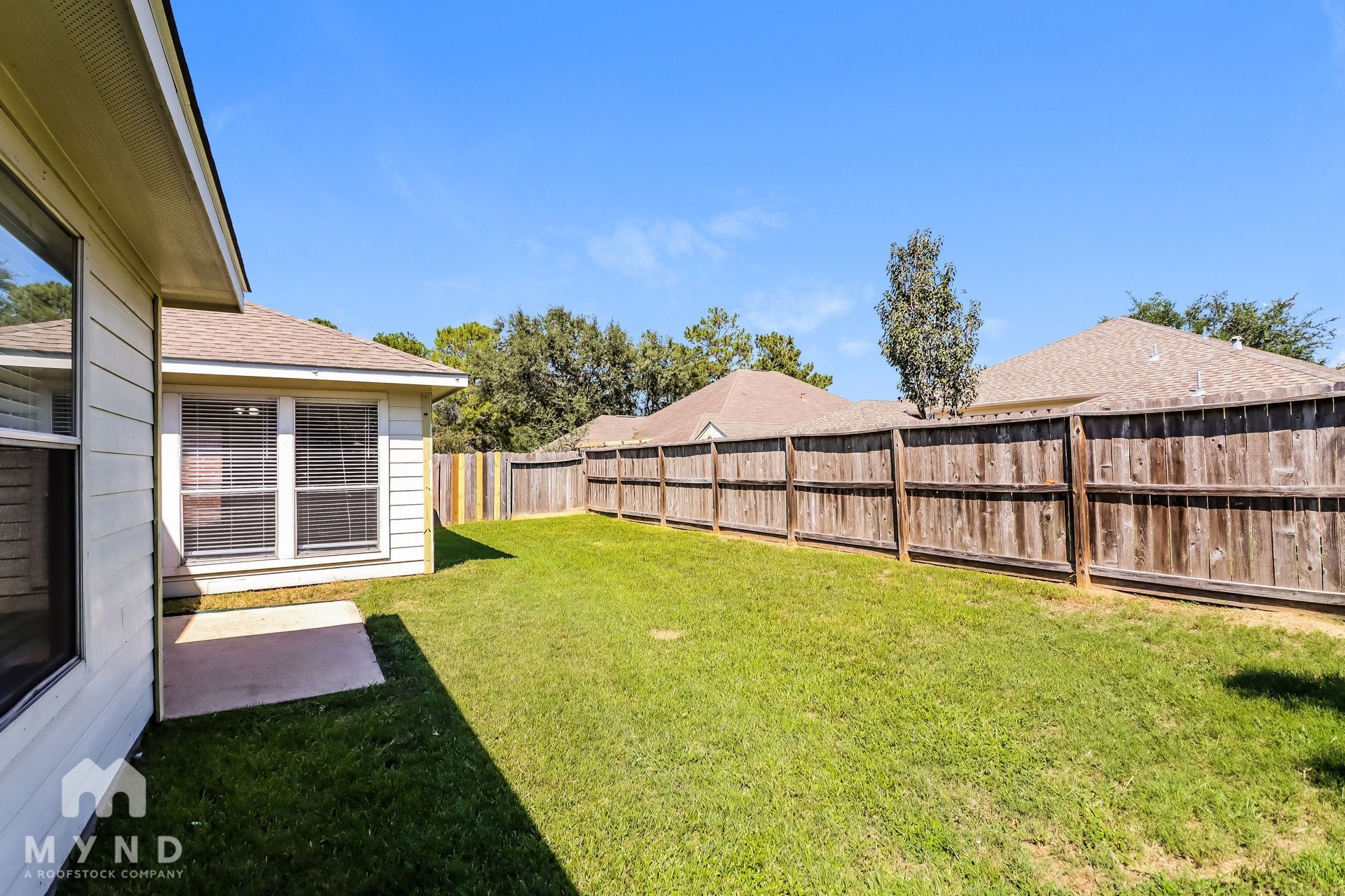 Building Photo - 3638 Slocom Dr