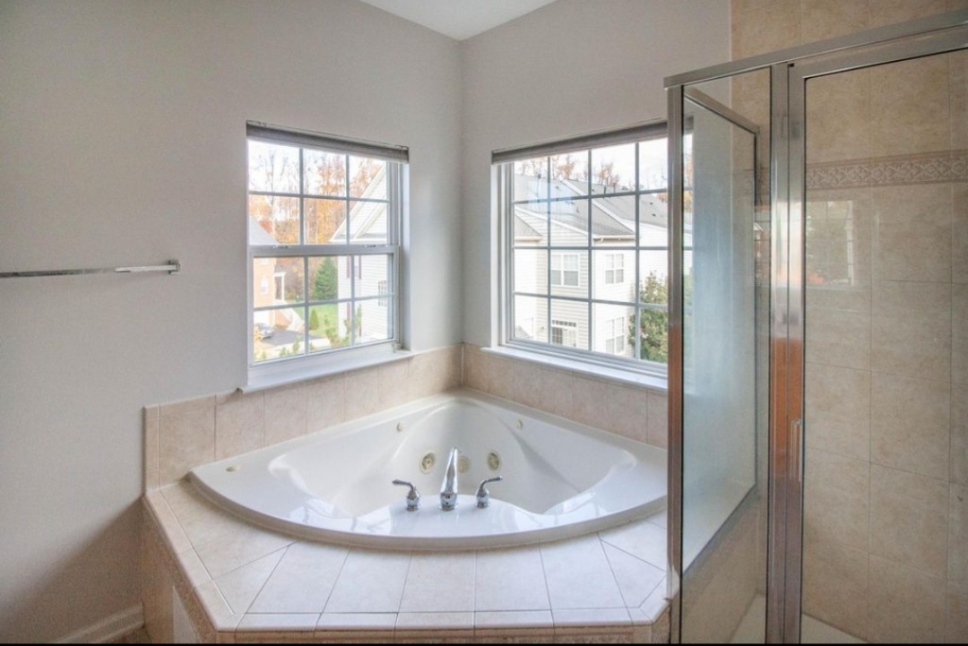 Building Photo - 12681 Heron Ridge Dr