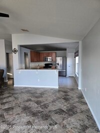 Building Photo - 14392 Wake Robin Dr