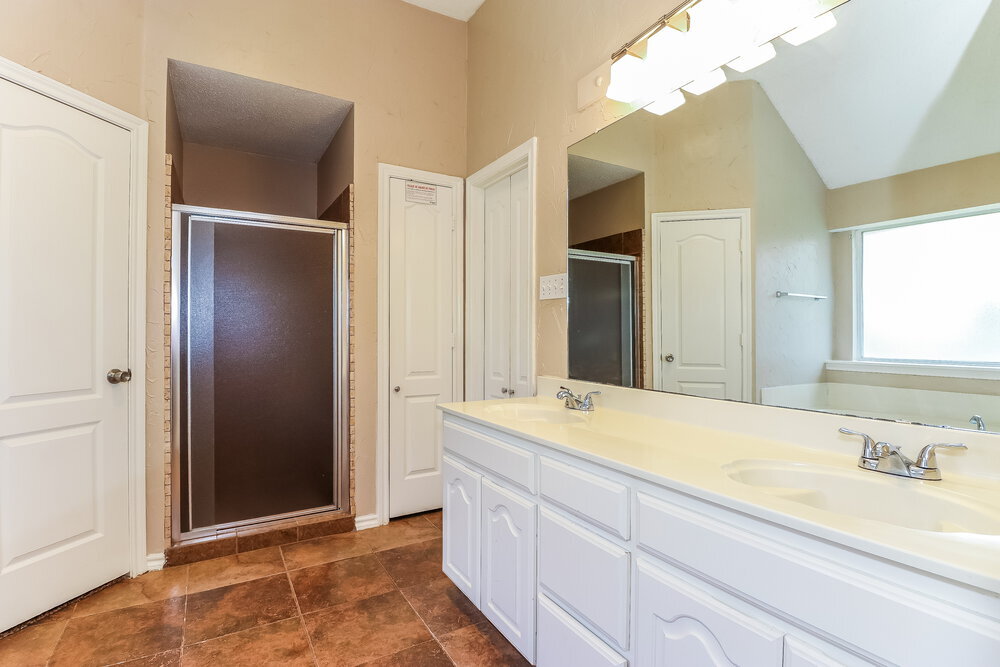 Building Photo - 7728 Blossom Dr