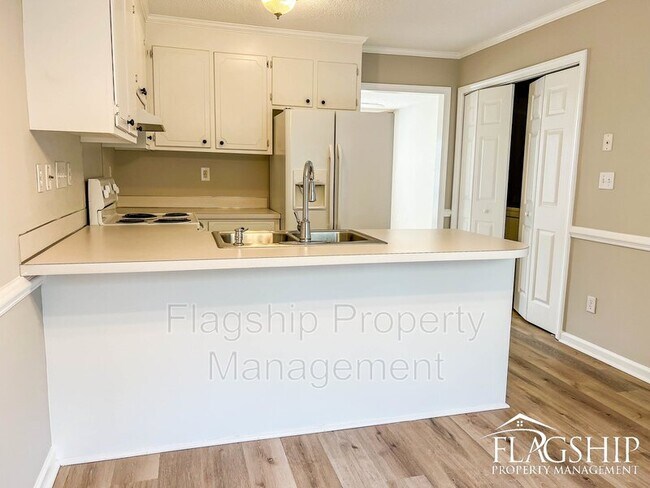 Building Photo - 1035 Spring Forest Rd