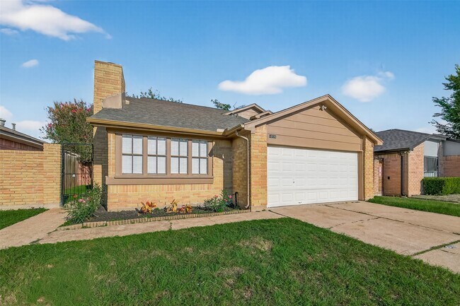 Building Photo - 10726 Buffalo Bend Dr